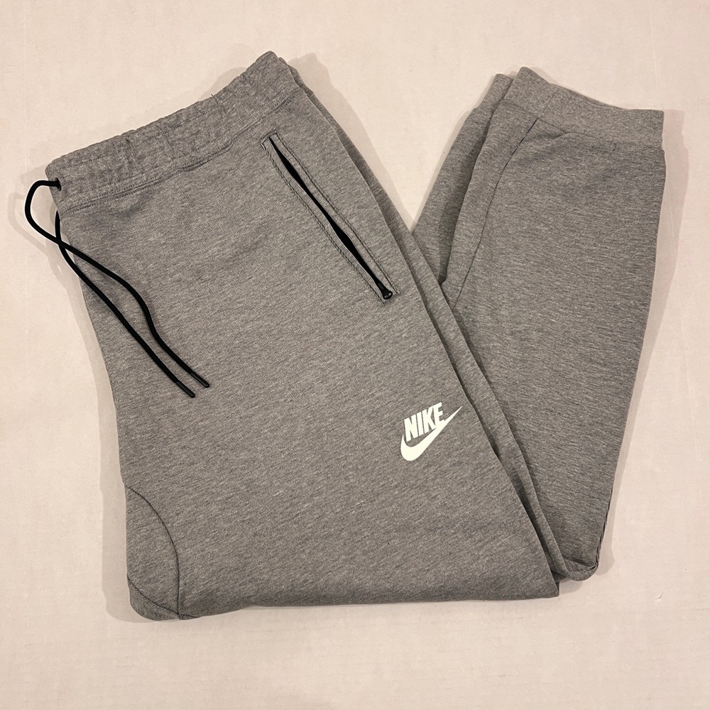 Nike Slim Dri-Fit Jogger Pants